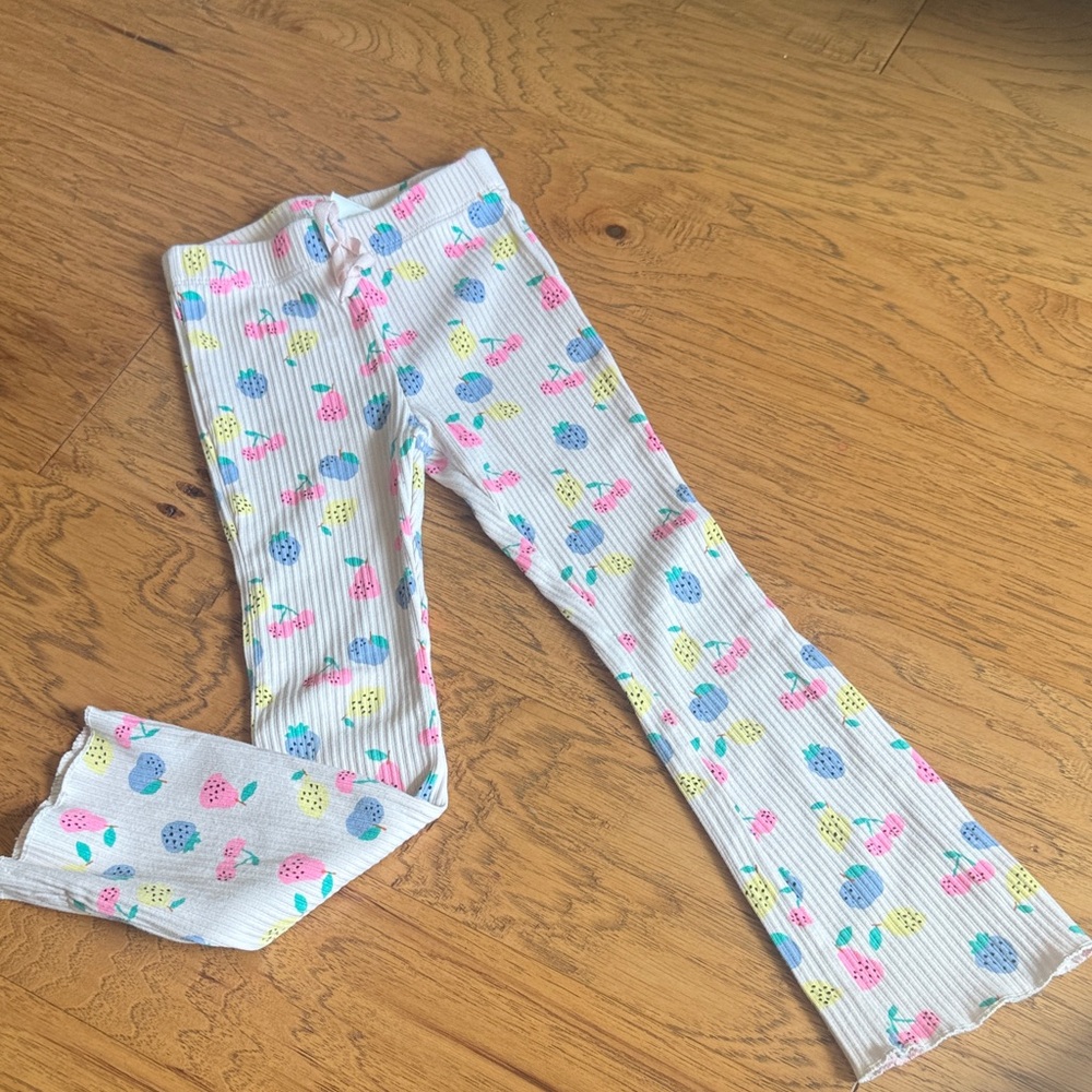 Zara cream Waffle Knit Flare leggings with Pastel Fruit Print